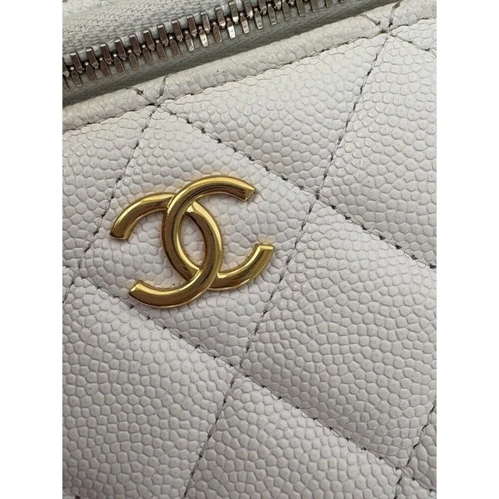 CHANEL White Caviar Vanity Case Small GHW